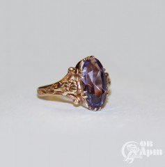 Кольцо с корундом
